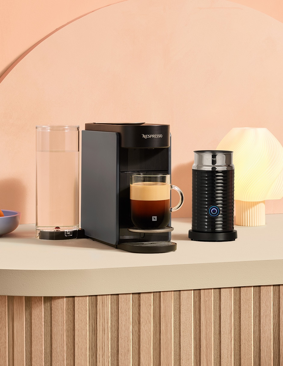 Combo cafetera y aeroccino nespresso vertuo md1